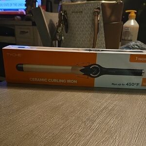 Tyche Professional Ceramic Curling Iron - Black and Gold